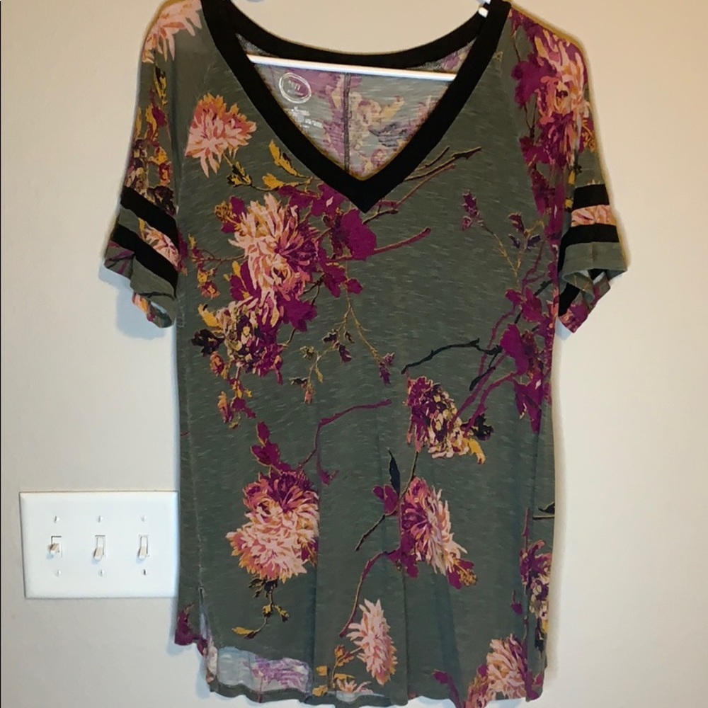 Maurices Floral V Neck Top Medium